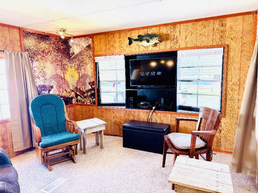 18 Henry Drive a Winter Haven, FL Mobile or Manufactured Home for Sale